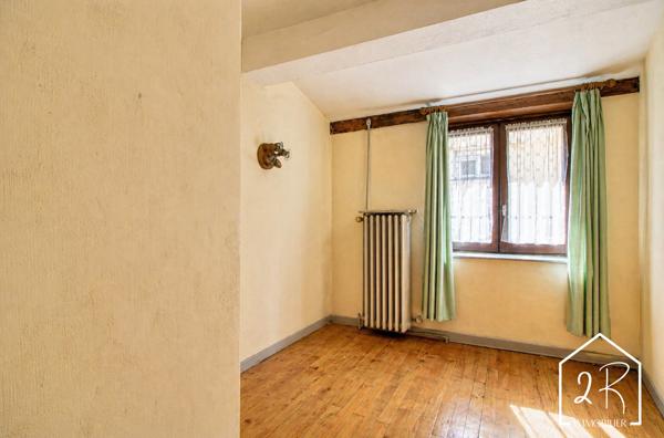Centre ville de Vienne : Immeuble ou maison 190 m2 habitables.