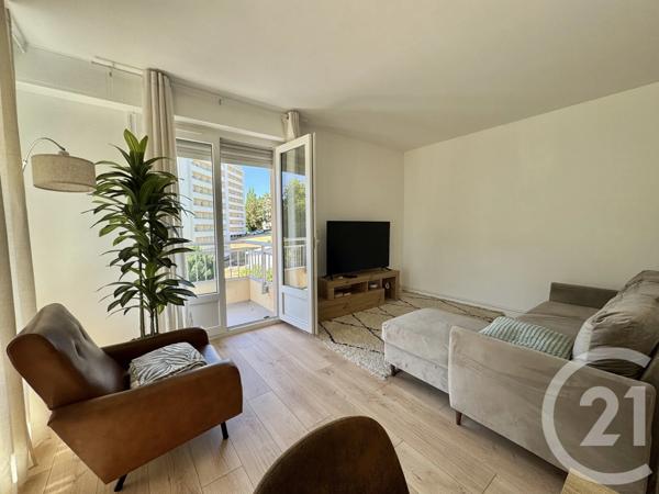 Appartement T5 à vendre  5 pièces - 116,80 m 2   LIMOGES  - 87