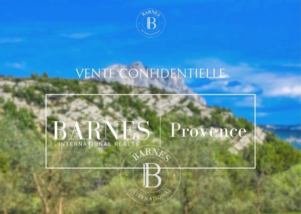 Aix-en-Provence, Maison 6 Chambres -  256 m² à vendre