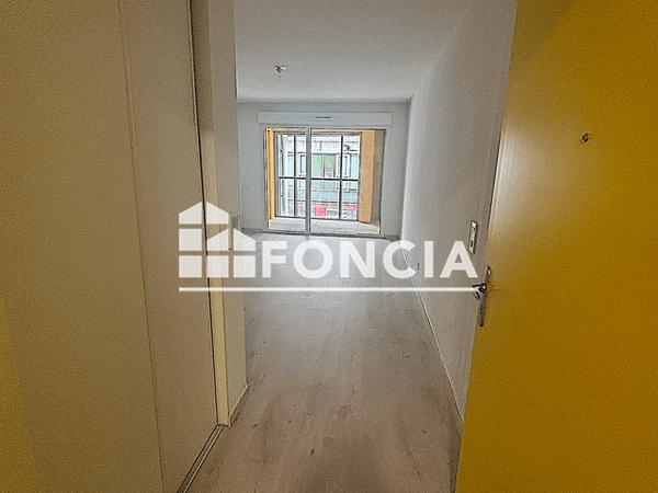 Location Appartement 2 pièces 47.78 m² - RUE LUCIEN FAURE Bordeaux 33000