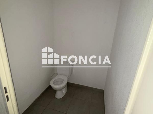 Location Appartement 2 pièces 47.78 m² - RUE LUCIEN FAURE Bordeaux 33000