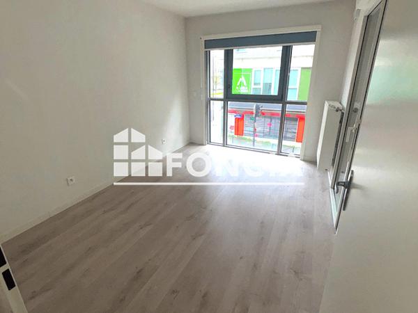 Location Appartement 2 pièces 47.78 m² - RUE LUCIEN FAURE Bordeaux 33000