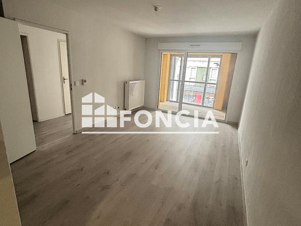 Location Appartement 2 pièces 47.78 m² - RUE LUCIEN FAURE Bordeaux 33000