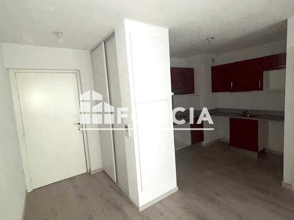 Location Appartement 2 pièces 47.78 m² - RUE LUCIEN FAURE Bordeaux 33000