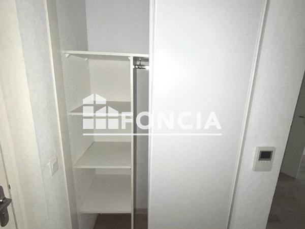 Location Appartement 2 pièces 47.78 m² - RUE LUCIEN FAURE Bordeaux 33000