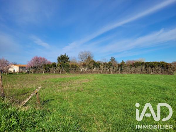 Terrain à vendre 4 072 m² Champagne-Mouton