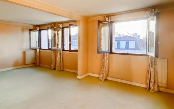 Appartement à vendre    4 pièces • 96,06 m2 Versailles
