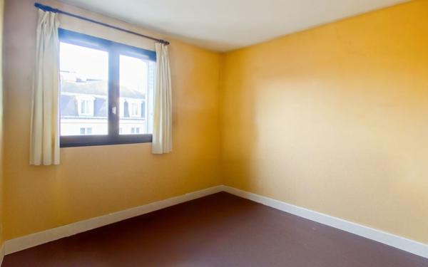 Appartement à vendre    4 pièces • 96,06 m2 Versailles