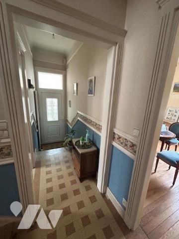 BELLE MAISON DE CARACTERE