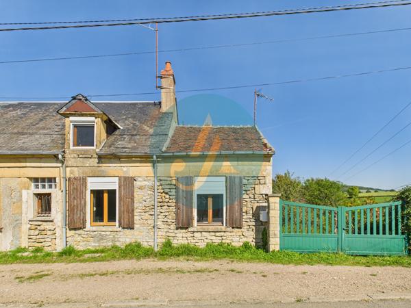 Prémery (58700) Longère avec 1 chambre sur beau terrain proche rivière