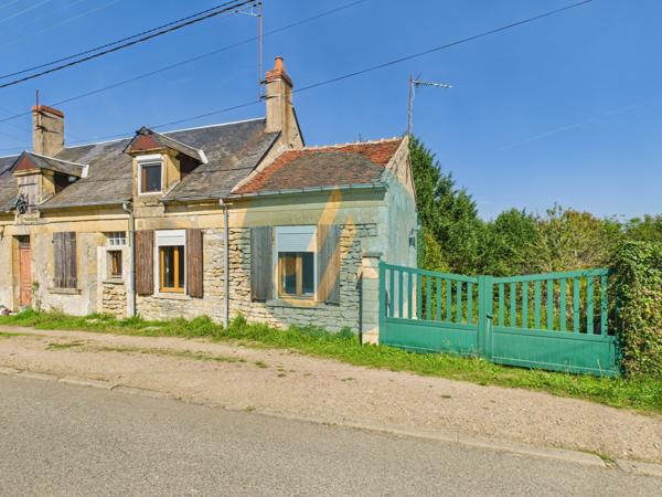 Prémery (58700) Longère avec 1 chambre sur beau terrain proche rivière