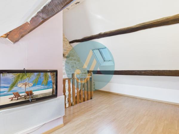 Prémery (58700) Longère avec 1 chambre sur beau terrain proche rivière