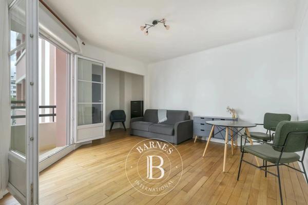 Paris 16ème, Appartement  26 m² à vendre