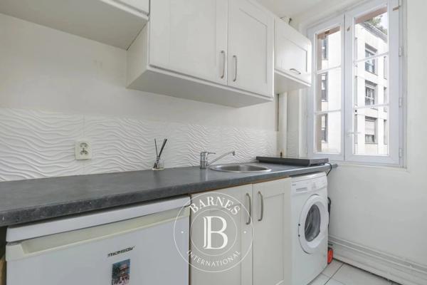Paris 16ème, Appartement  26 m² à vendre