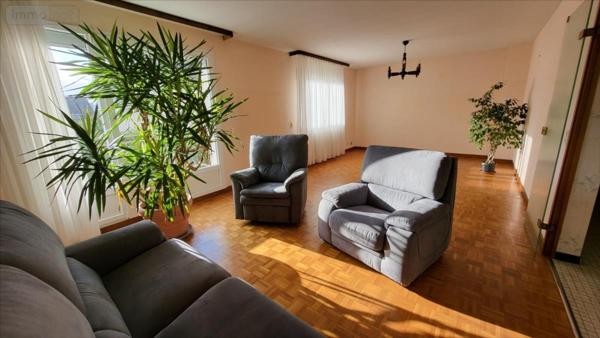 Maison individuelle à vendre à Seloncourt dans le Doubs (25230), ref : M-10-1085459