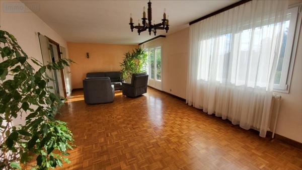 Maison individuelle à vendre à Seloncourt dans le Doubs (25230), ref : M-10-1085459