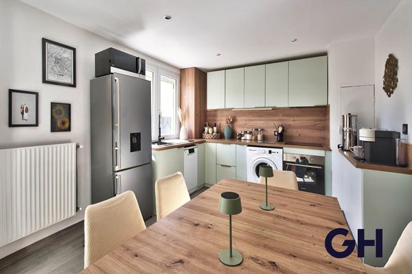 CALUIRE-ET-CUIRE - CRÉPIEUX - APPARTEMENT DE CARACTÈRE AVEC JARDIN PRIVATIF