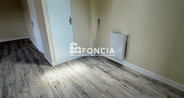 Location Studio 31.97 m² - Melun 77000