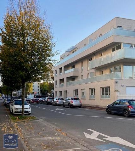 Appartement à louer 2 pièces 50.11m²