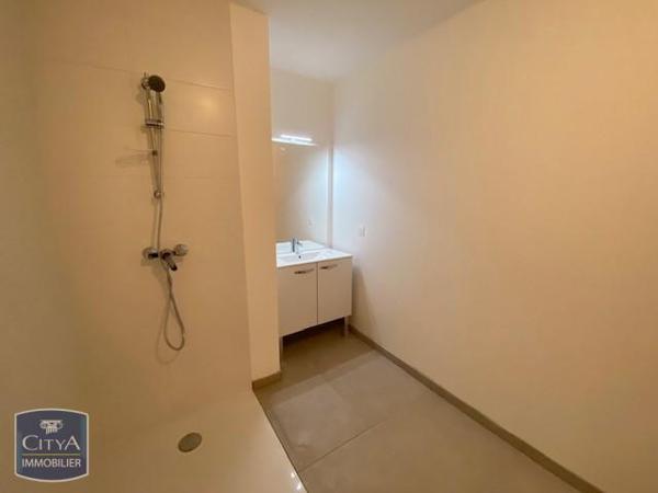 Appartement à louer 2 pièces 50.11m²