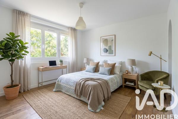 Maison à vendre 7 pièces 215 m² Cugnaux