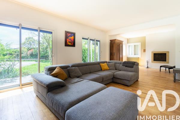 Maison à vendre 7 pièces 215 m² Cugnaux