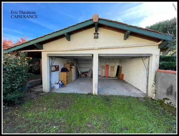 Canejan bourg Dpt 33610, à vendre maison P6, piscine, panneaux photovoltaique