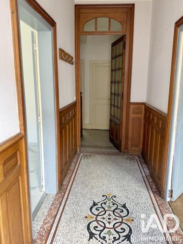 Maison à vendre 7 pièces 150 m² Saint-Amand-Montrond