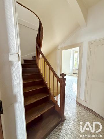 Maison à vendre 7 pièces 150 m² Saint-Amand-Montrond