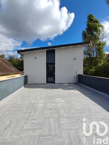 Maison à vendre 6 pièces 132 m² Les Mureaux