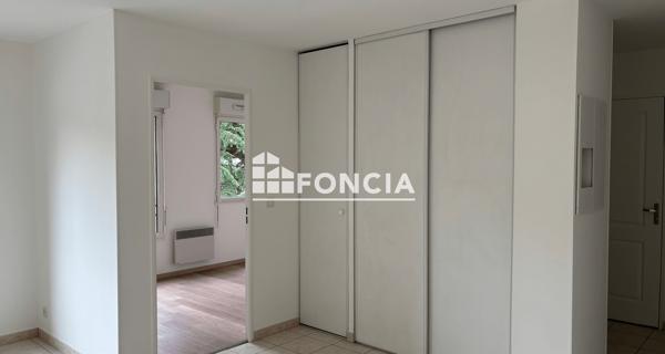 Location Appartement 2 pièces 43.6 m² - ÉTampes 91150