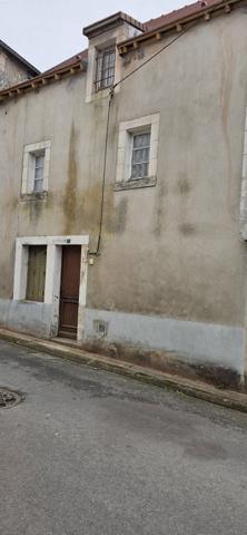 Maison à rénover à RIVARENNES (36800)