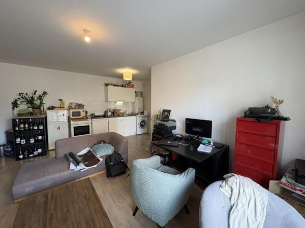 Appartement T2 à louer - 45 m² (réf : 563193)