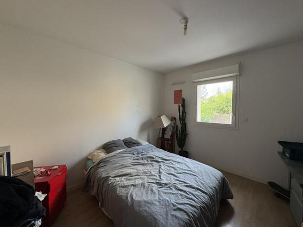 Appartement T2 à louer - 45 m² (réf : 563193)