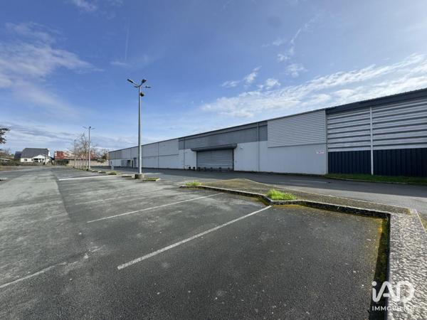 Location boutique/local commercial 1 070 m² Mirebeau