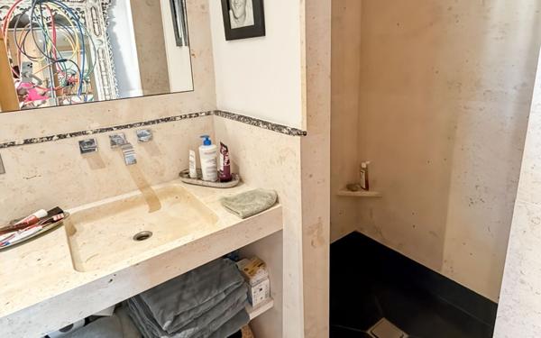 Maison à vendre    2 pièces •  Le Bois-Plage-en-Ré