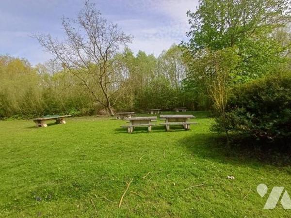 AMIENS, proche Parc Grand Marais : PARCELLE de 3 ha avec ETANGS ET TERRAIN DE LOISIRS