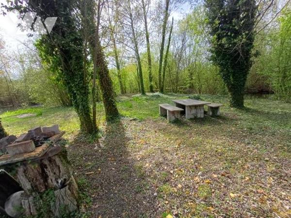 AMIENS, proche Parc Grand Marais : PARCELLE de 3 ha avec ETANGS ET TERRAIN DE LOISIRS