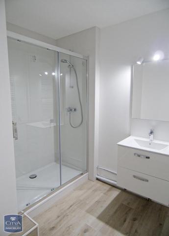 Appartement à louer 2 pièces 58.43m²