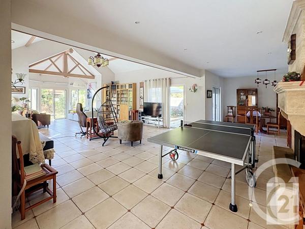 Maison à vendre  8 pièces - 389,43 m 2   THOUARE SUR LOIRE  - 44