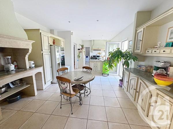 Maison à vendre  8 pièces - 389,43 m 2   THOUARE SUR LOIRE  - 44