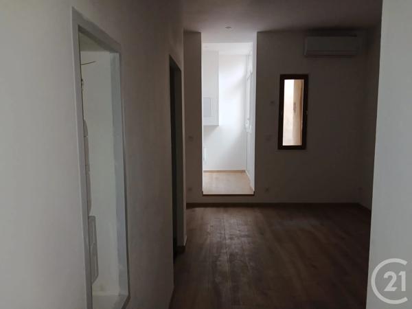 Immeuble à vendre  154,95 m 2   SETE  - 34