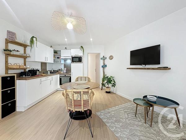 Immeuble à vendre  154,95 m 2   SETE  - 34
