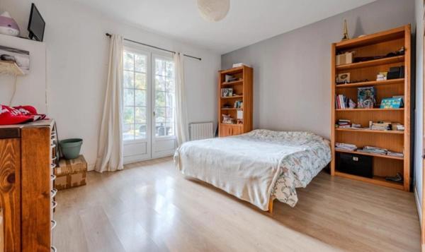 Maison à vendre 5 pièces NIMES (30)