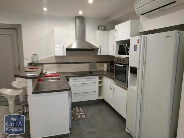 Appartement à louer 2 pièces 52m² Toulon (83000)