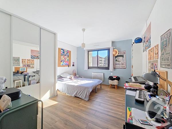 Appartement T4 à vendre  4 pièces - 106,65 m2 MARSEILLE - 13008