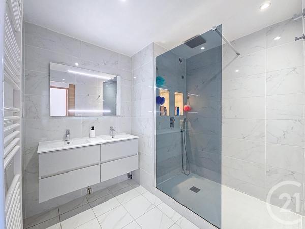 Appartement T4 à vendre  4 pièces - 106,65 m2 MARSEILLE - 13008