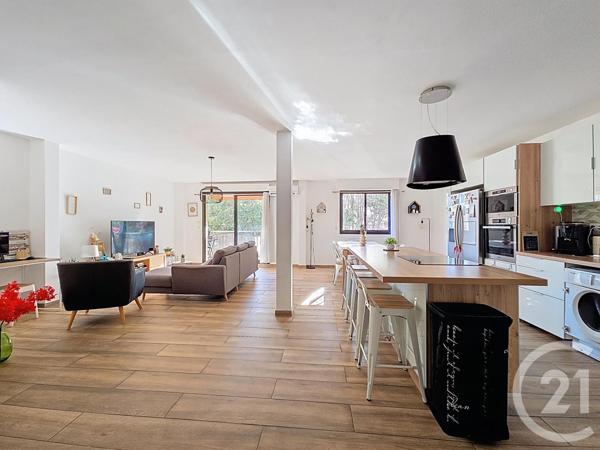 Appartement T4 à vendre  4 pièces - 106,65 m2 MARSEILLE - 13008