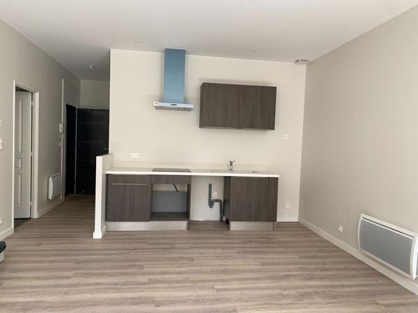 Appartement T3 de 74m² au centre de l'Isle-Jourdain