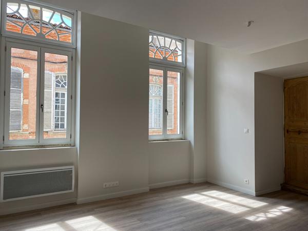 Appartement T3 de 74m² au centre de l'Isle-Jourdain